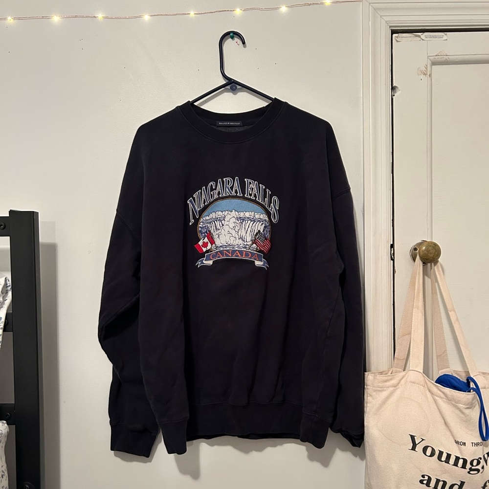 Navy Blue Brandy Melville Niagara Falls Crewneck